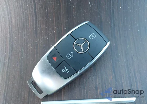 2022 Mercedes-Benz Glc 300 4Matic Suv from USA, damaged, VIN W1N0G8EB0NG036217